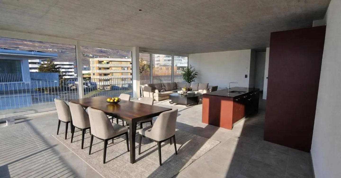 Magnifico attico di 4,5 locali con grande balcone - Foto 2 di 13