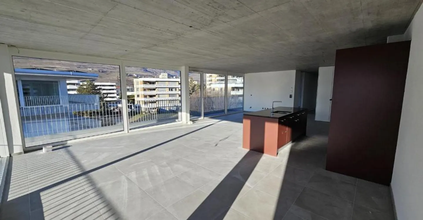 Magnifico attico di 4,5 locali con grande balcone - Foto 3 di 13