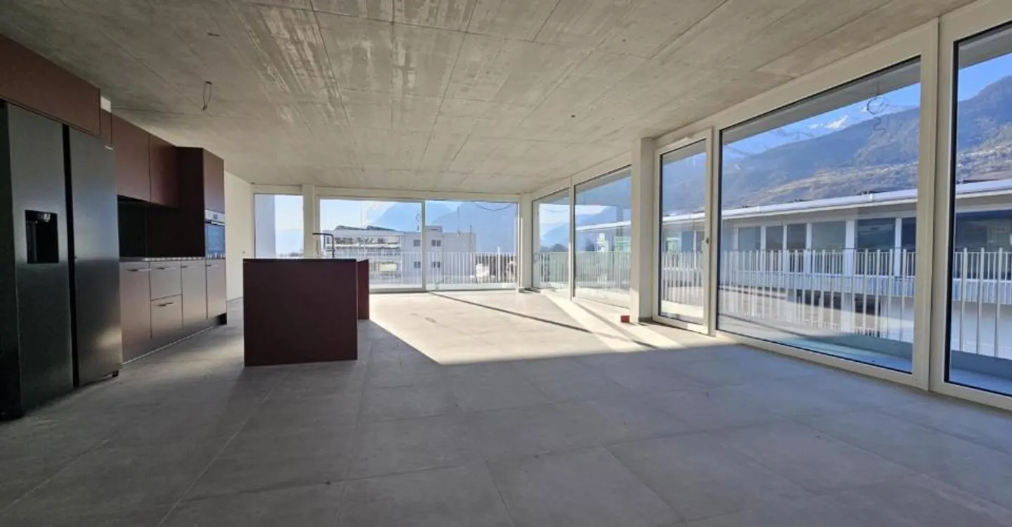 Magnifico attico di 4,5 locali con grande balcone - Foto 4 di 13