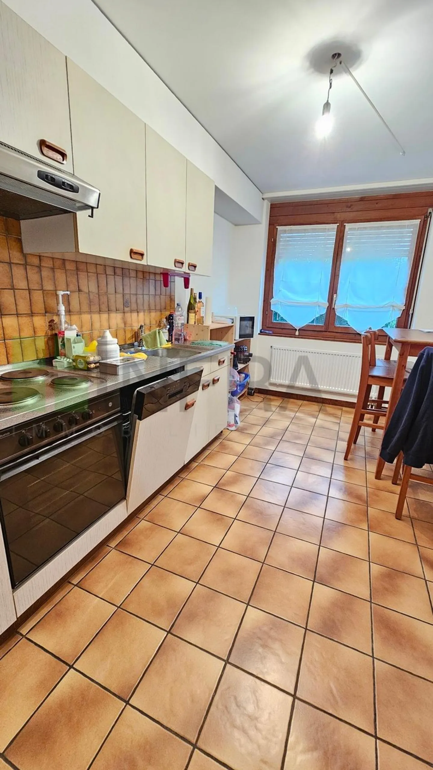 Spacious 2.5 rooms - 62m2 - Photo 3 of 6