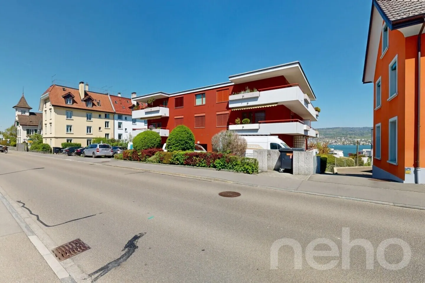 Charmante Wohnung mit Seesicht - Foto 2 von 12