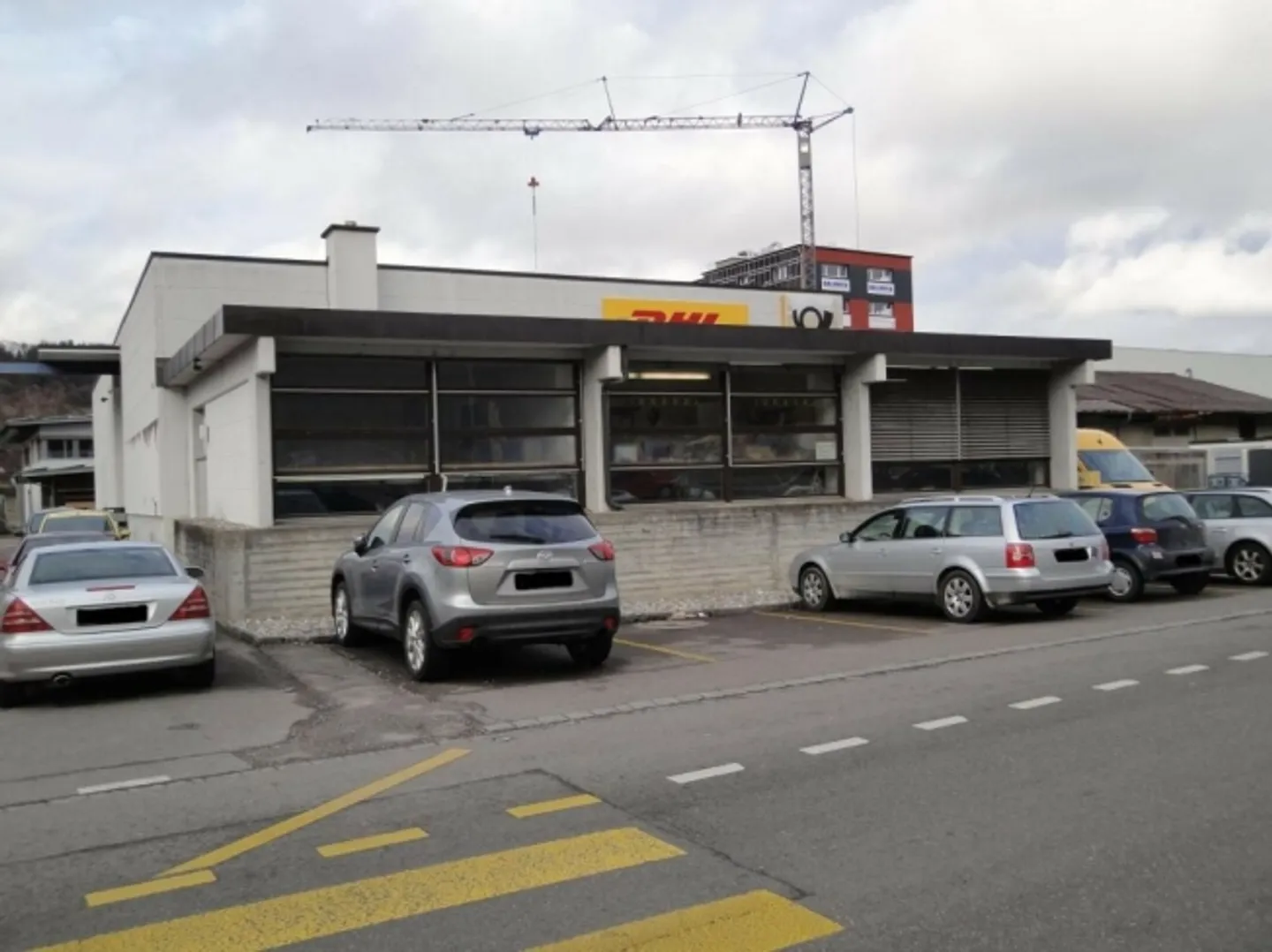 Posto auto nel garage sotterraneo vicino a Thaynger Zoll - Foto 1 di 2