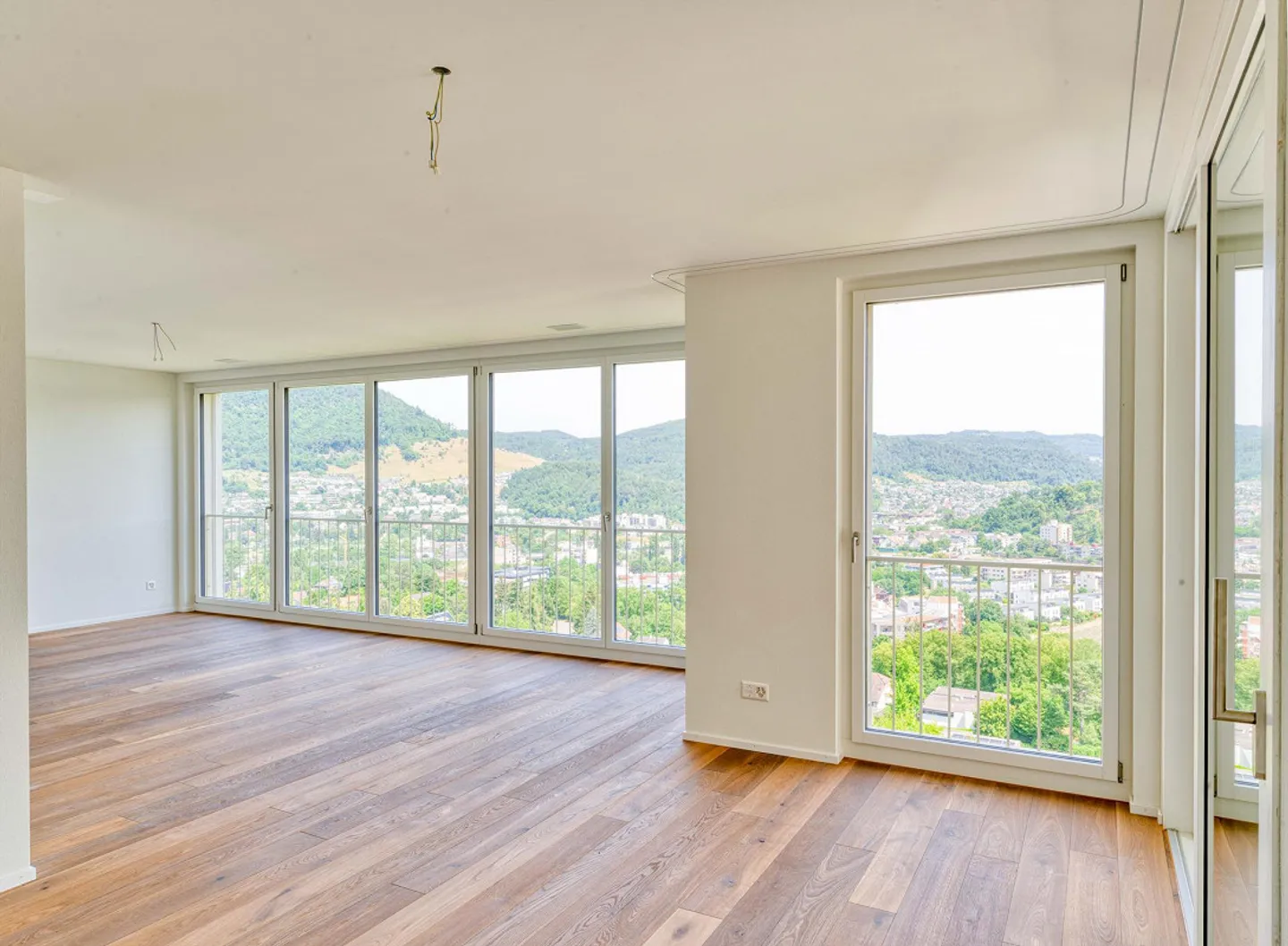 Modern 4.5-room apartment for rent in Liestal - Photo 3 of 19