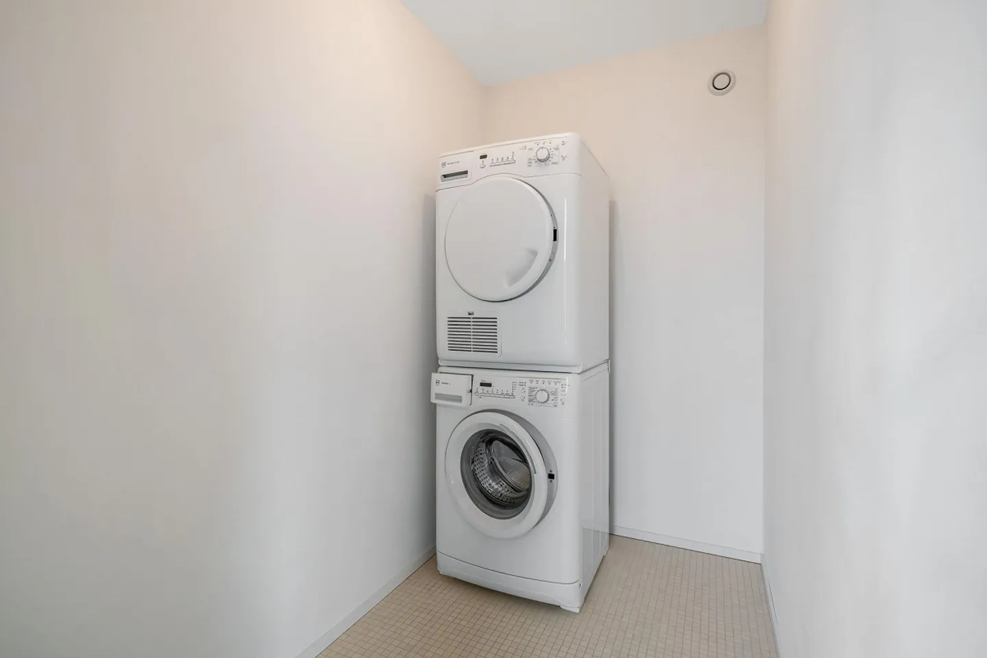 Attenzione Pendolari: a 15 minuti da Zurigo con i mezzi pubblici! - Foto 9 di 12