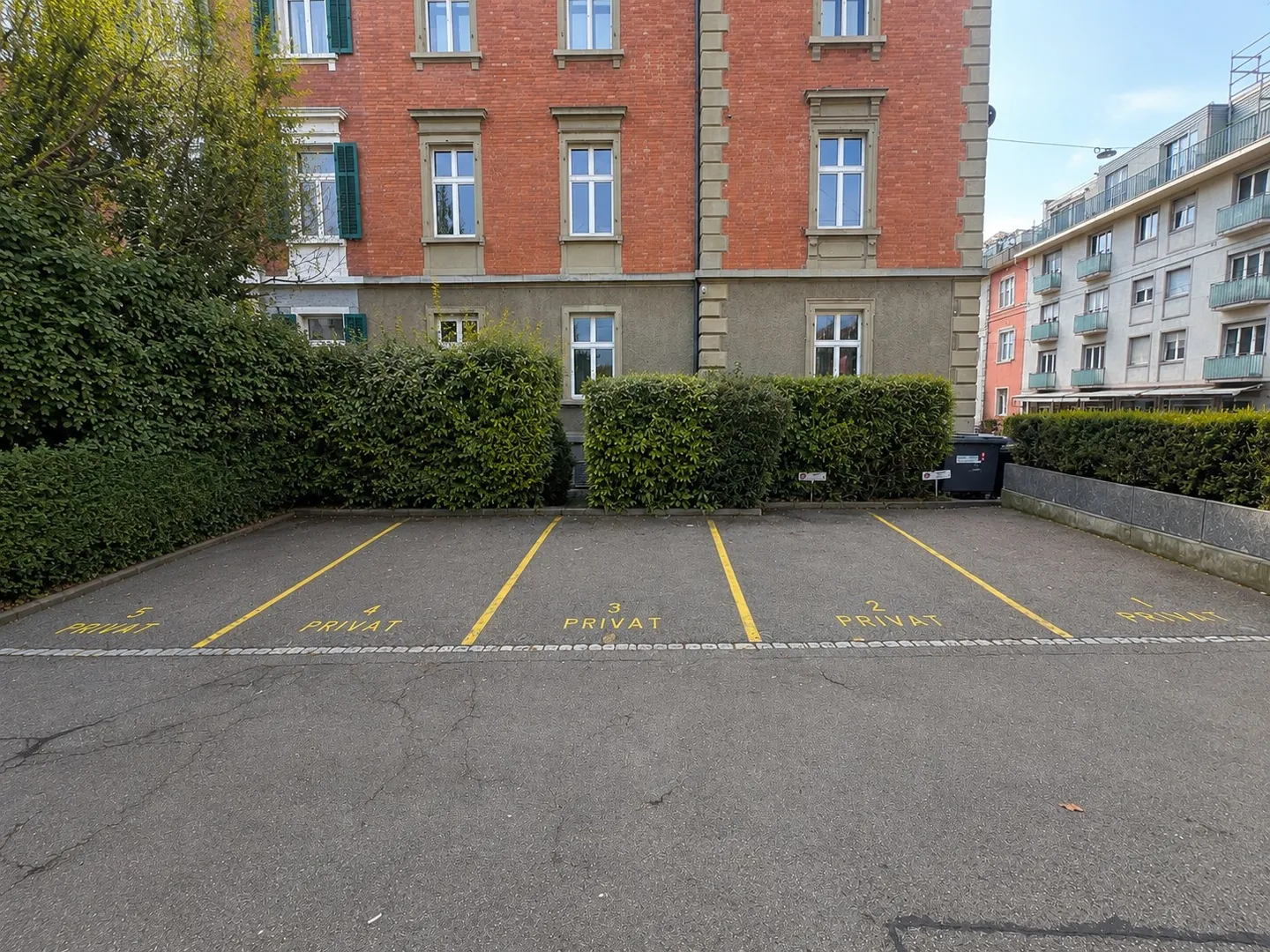 Parking Space for Rent in Zurich - Photo 2 of 2