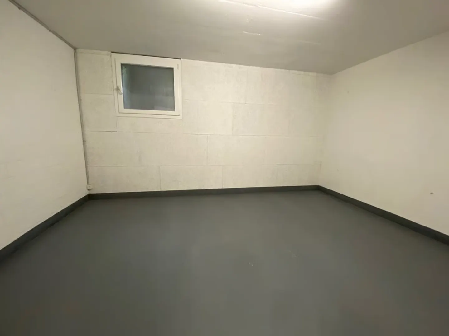 Stanza per hobby o deposito a Möhlin - 15,5 a 24 m2 - Foto 3 di 5