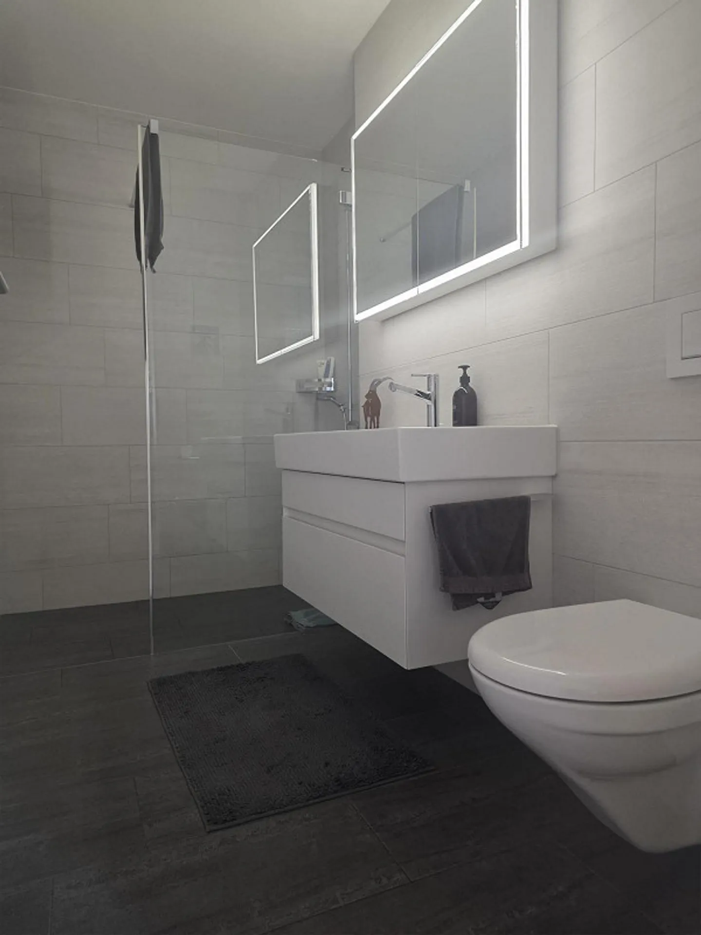 Wohnen mit Stil: Moderne 2.5-Zwhg. mit Disporaum an bester Lage - Foto 5 di 8