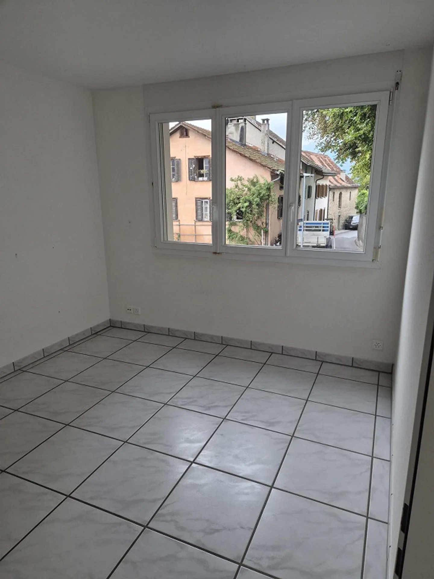 3.5 Zimmer Wohnung - Foto 9 von 16