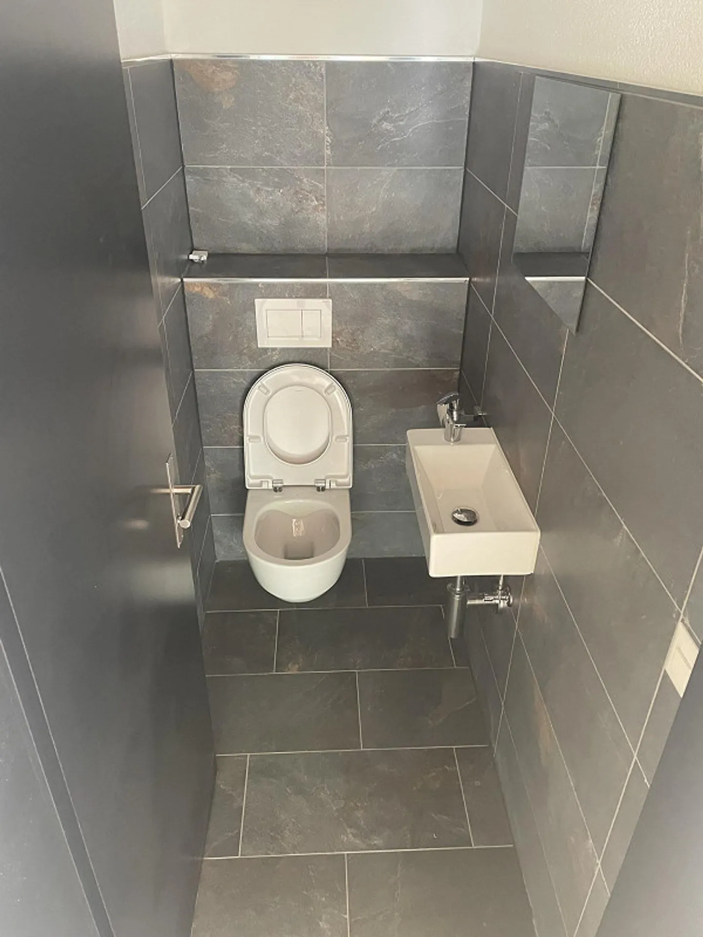 Ladenlokal / Gewerberaum an Hauptstrasse mit Schaufenster 30m2 - Foto 7 von 7