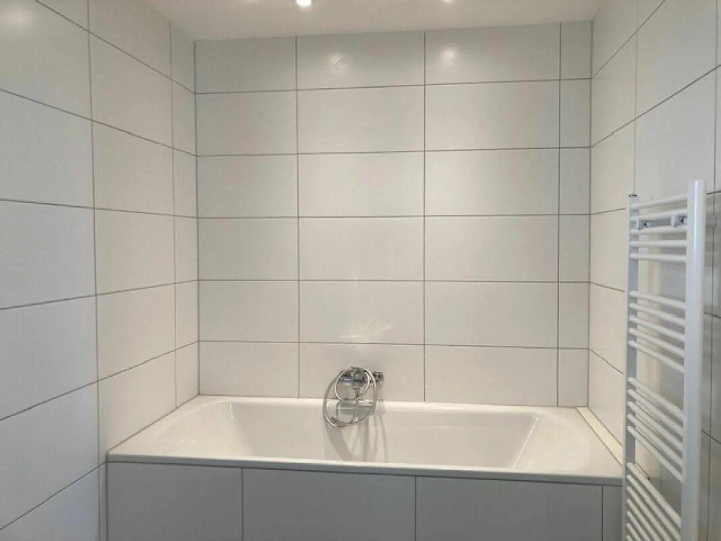 Prima locazione dopo ristrutturazione appartamento 3.5 stanze - Foto 9 di 13
