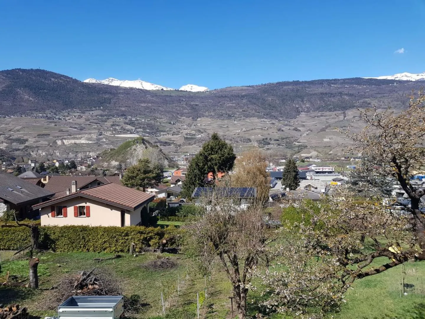 Appartamento 3.5 locali - Foto 1 di 11