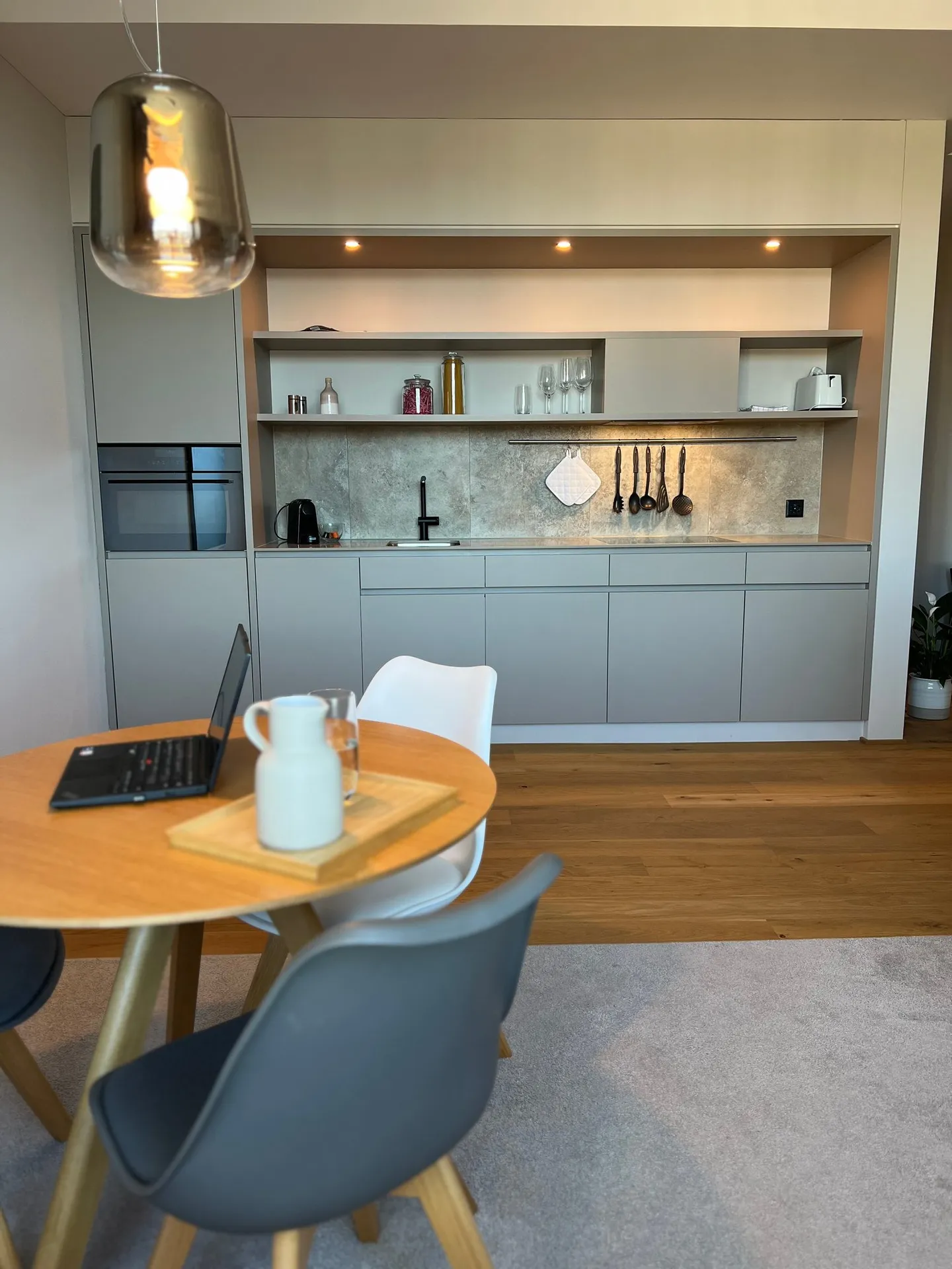 Appartamento con servizi nel Kornhaus storico - Seconda residenza - Foto 2 di 7