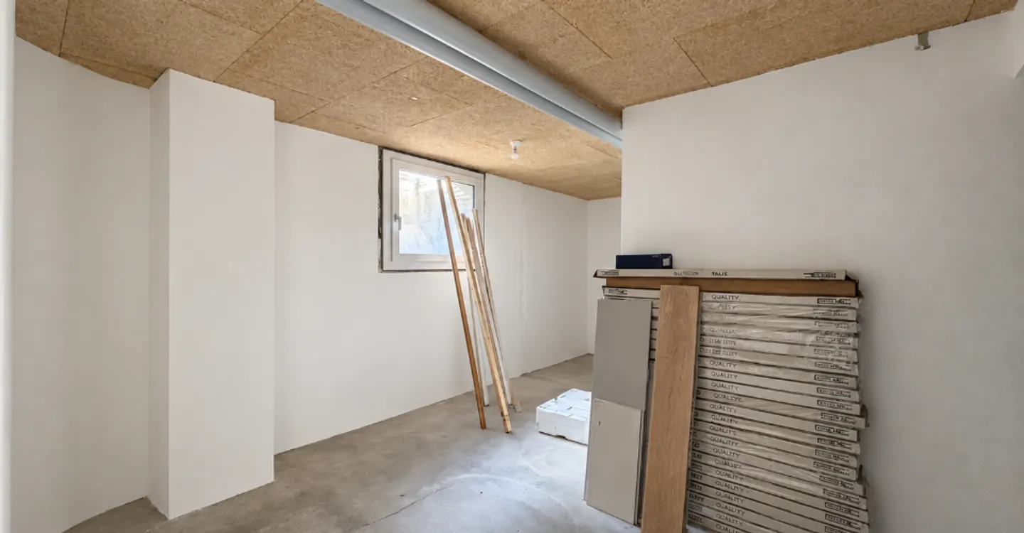 Prime Commercial Space in Monthey - Photo 7 of 7