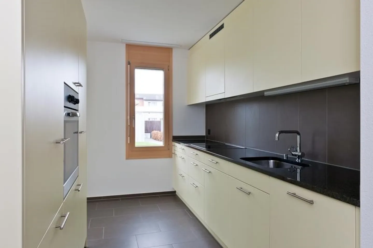 Appartement 3.5 pièces - Foto 4 von 12