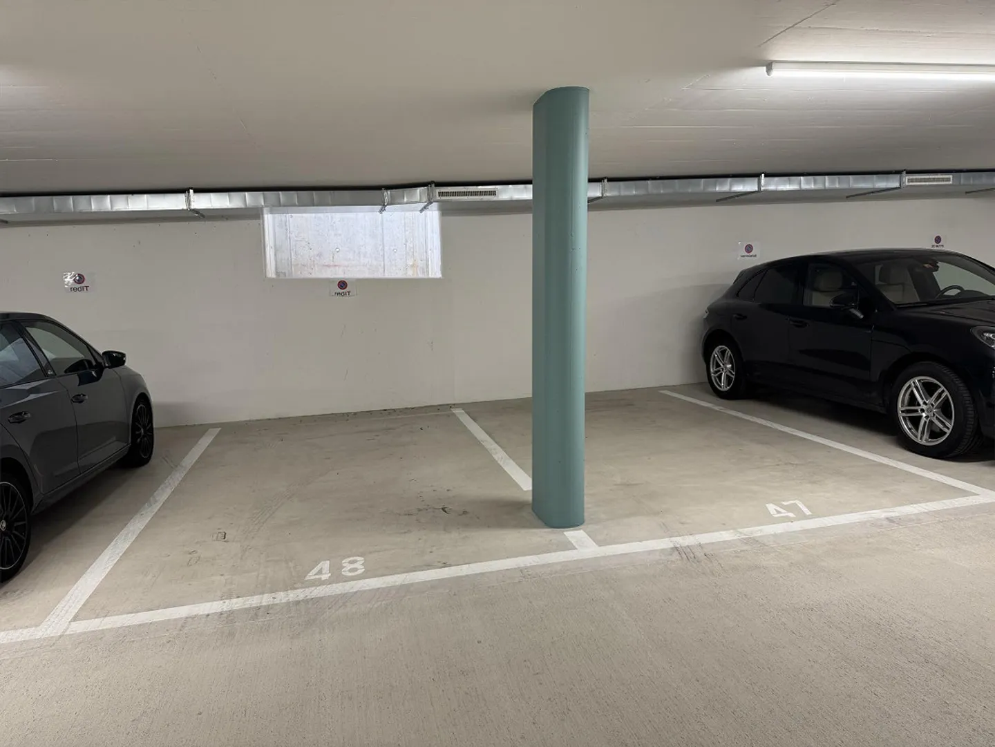 Geräumige Parkplätze in Inwil - Foto 1 von 4