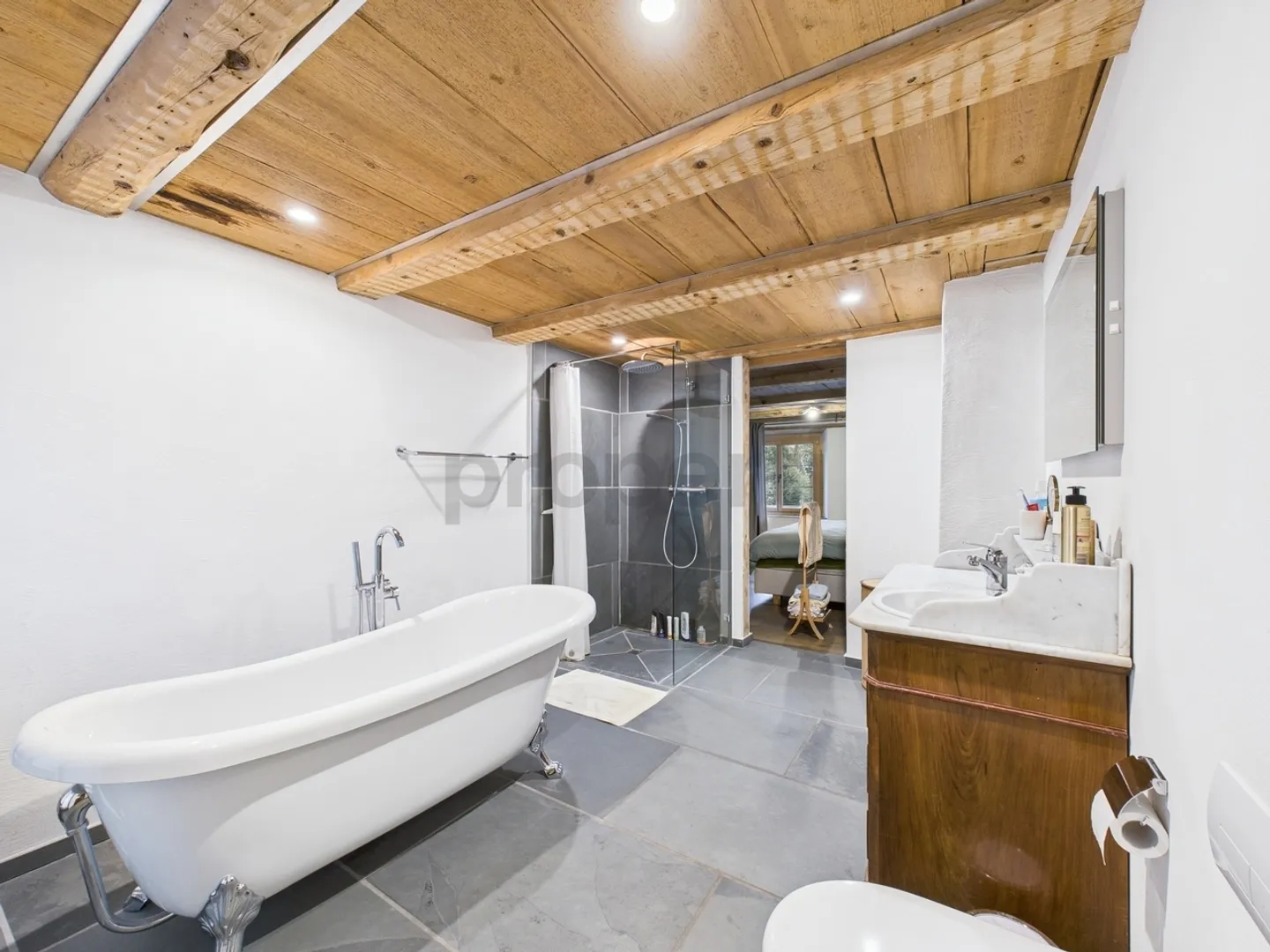 Bellissima casa a schiera di 5,5 stanze con vista sulle montagne a Glarus - Foto 10 di 13
