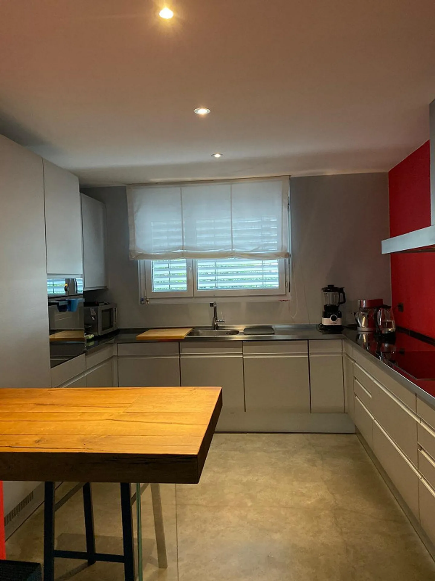 Modern 5.5-room house with panoramic view in Gravesano - Photo 2 of 5