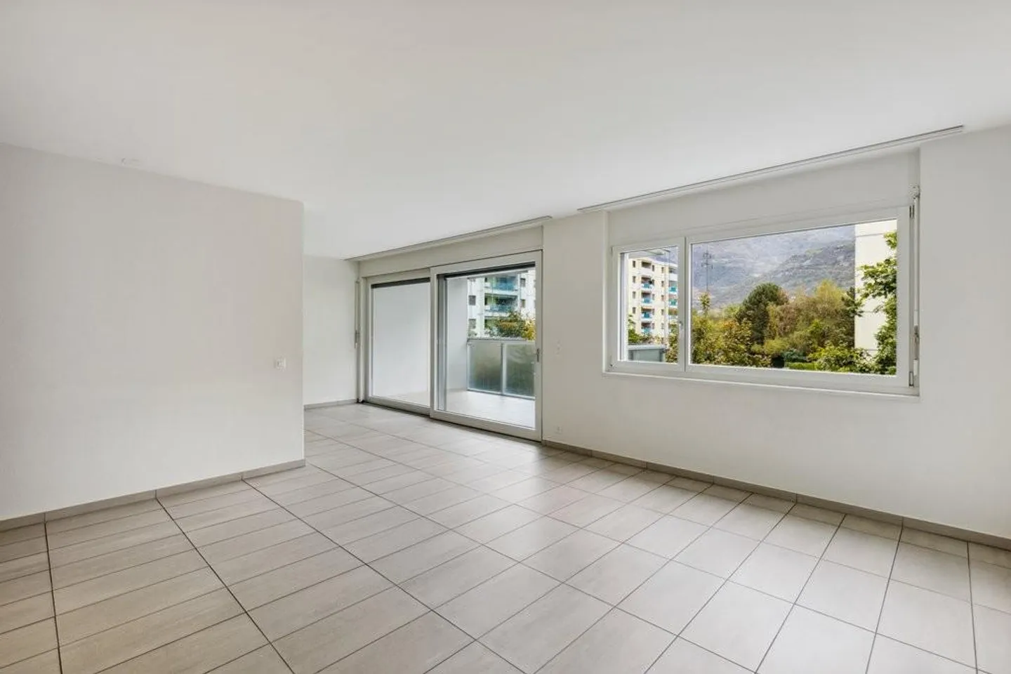 To seize! Magnificent apartment in the city center of Sion! - Photo 4 of 11