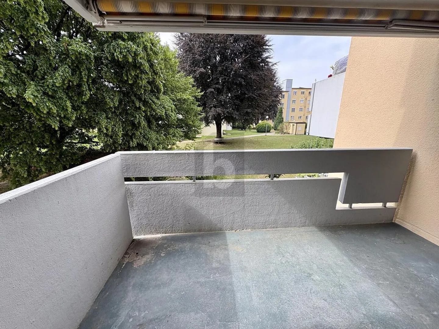 FRESHLY RENOVATED, WITH A VIEW INTO THE GREEN - Photo 1 of 6