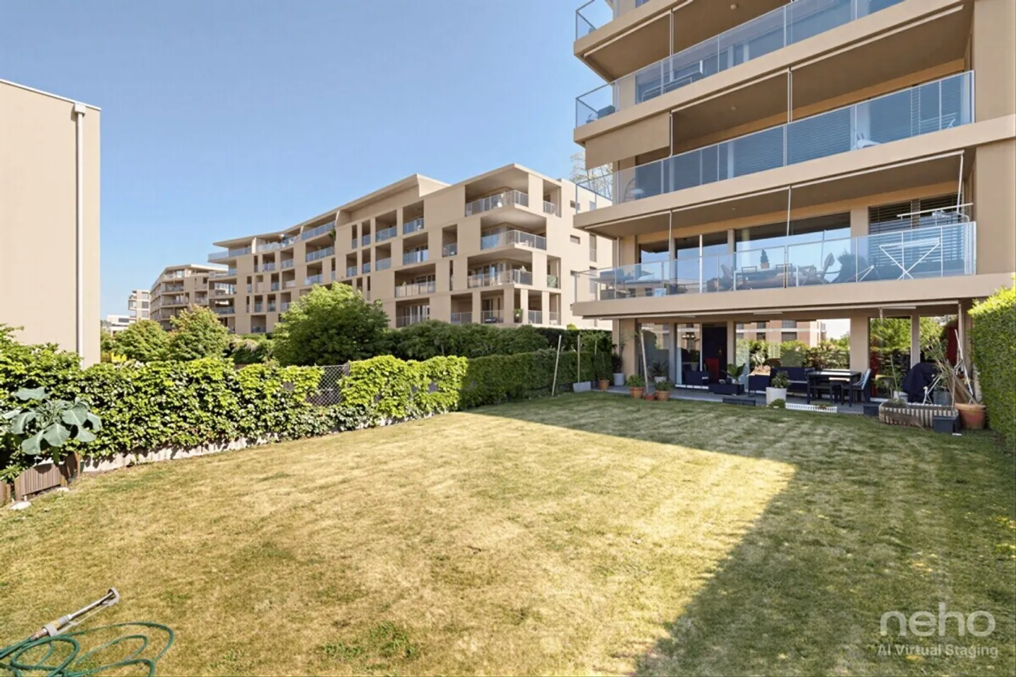 Appartement avec Jardin Privatif - Photo 2 sur 12