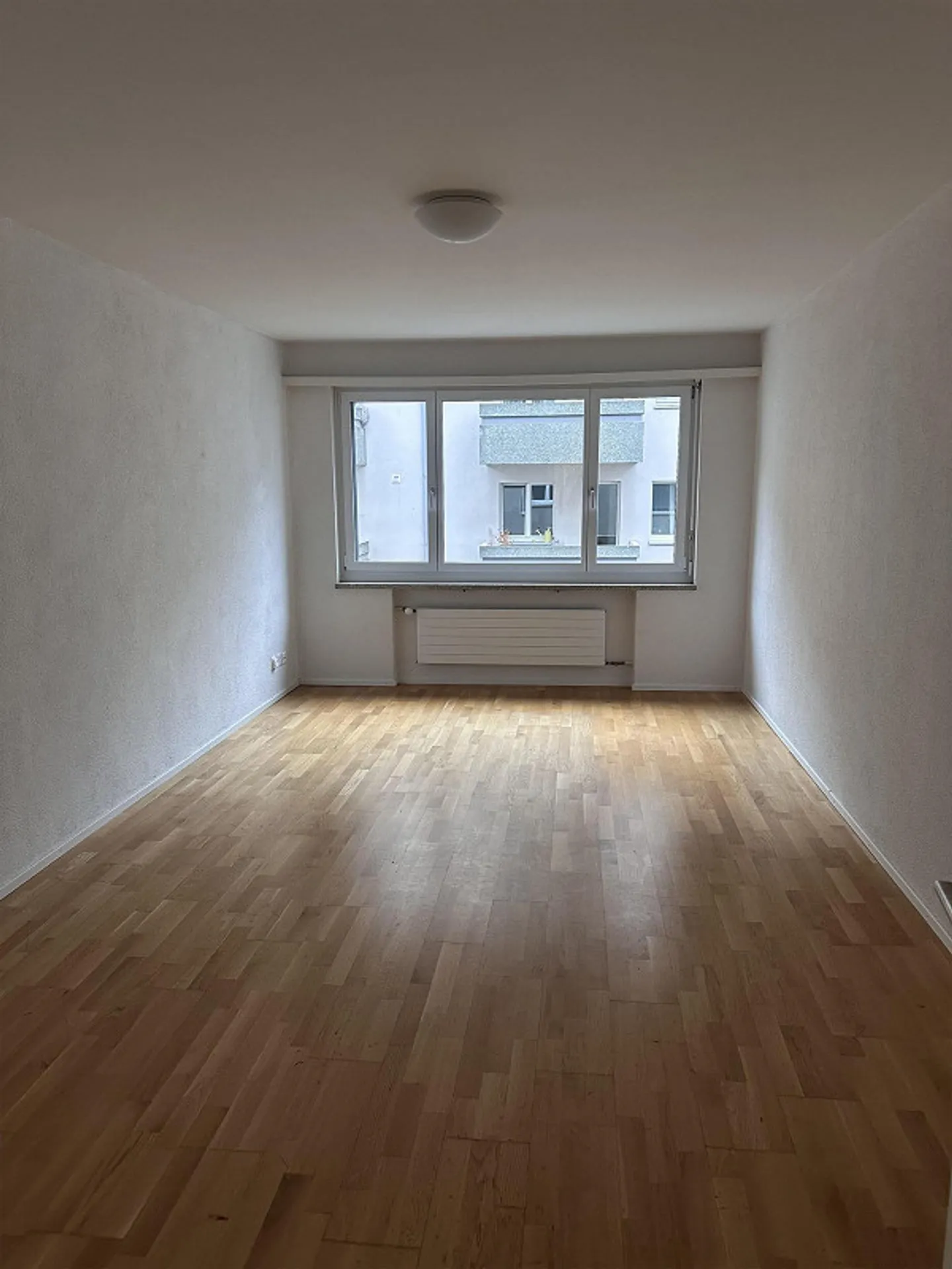 Zentrale 1-Zimmer-Wohnung Kreis 4 - Foto 4 von 6