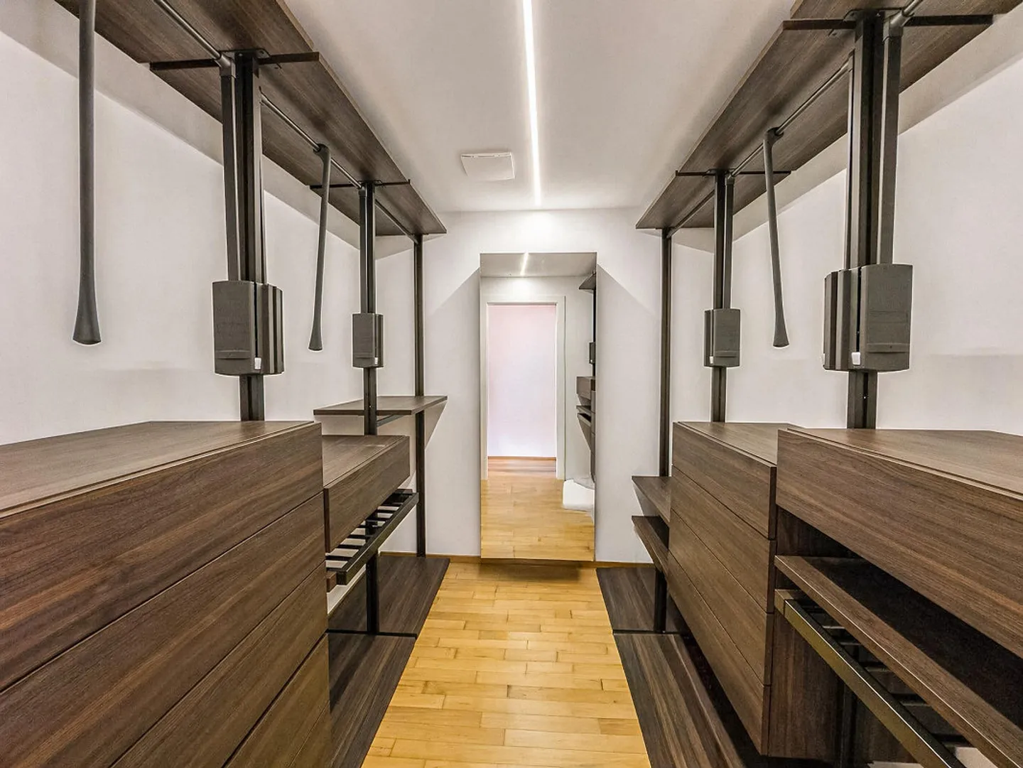 Appartement spacieux avec un aperçu du lac à Carona - Photo 7 sur 13