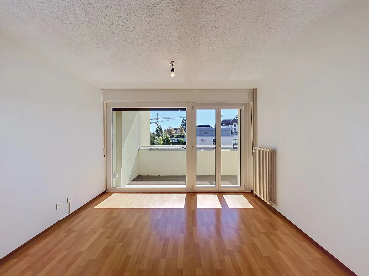 Appartement lumineux avec vue sur le lac - Photo 3 sur 9