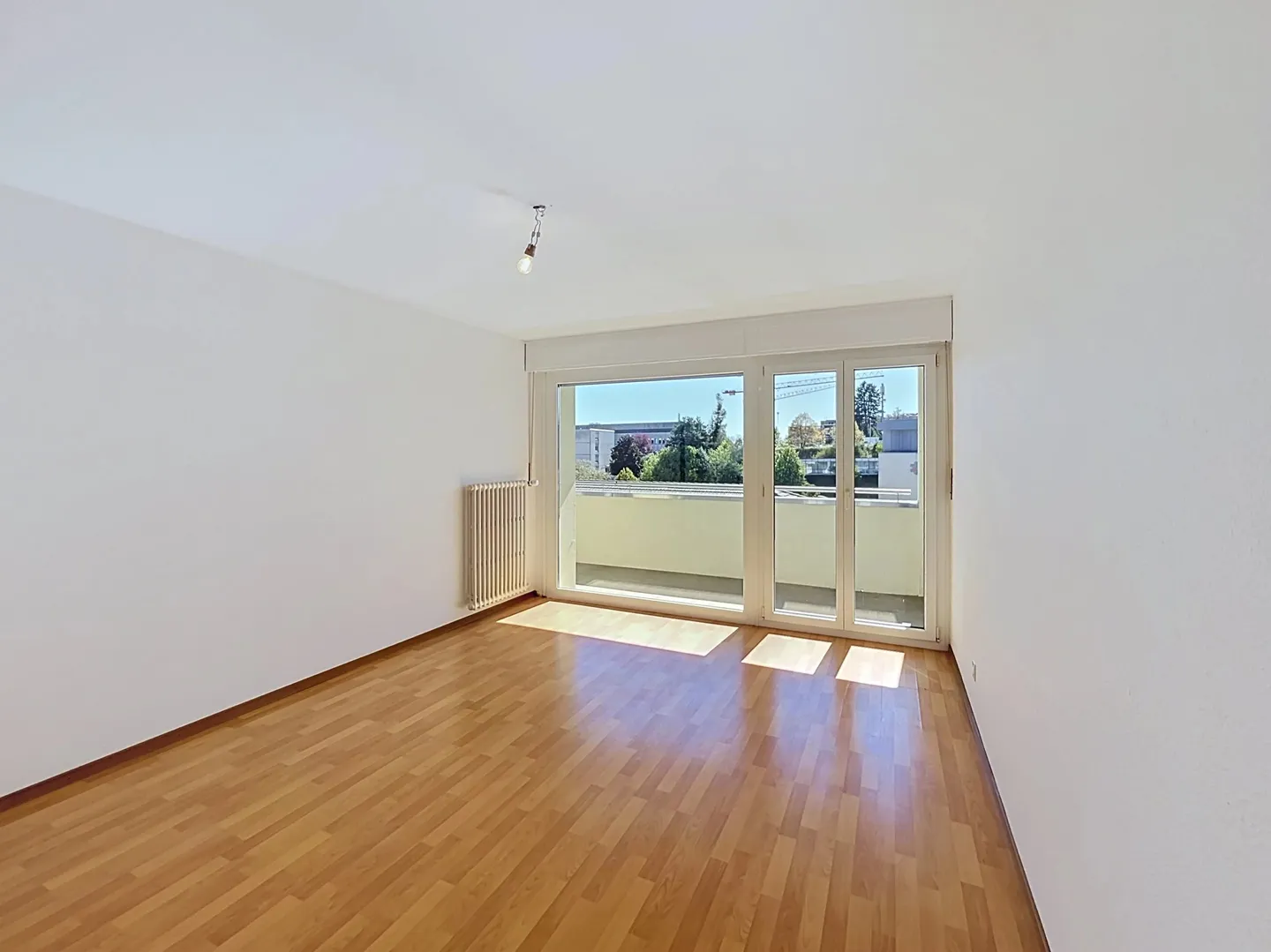 Appartement lumineux avec vue sur le lac - Photo 4 sur 9