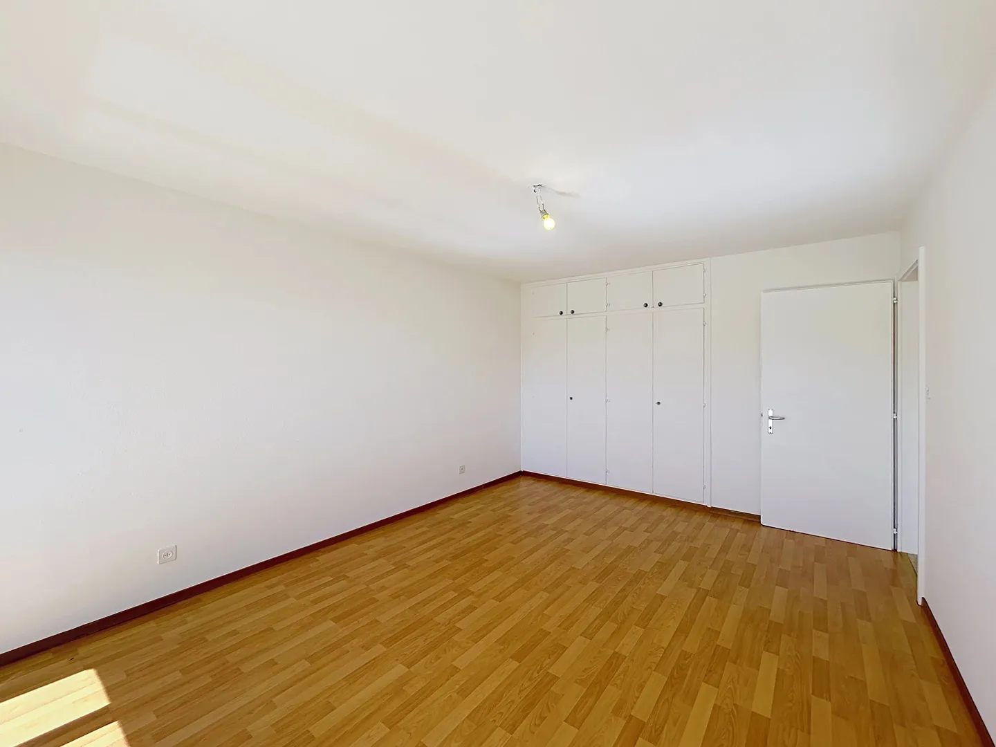 Appartement lumineux avec vue sur le lac - Photo 5 sur 9