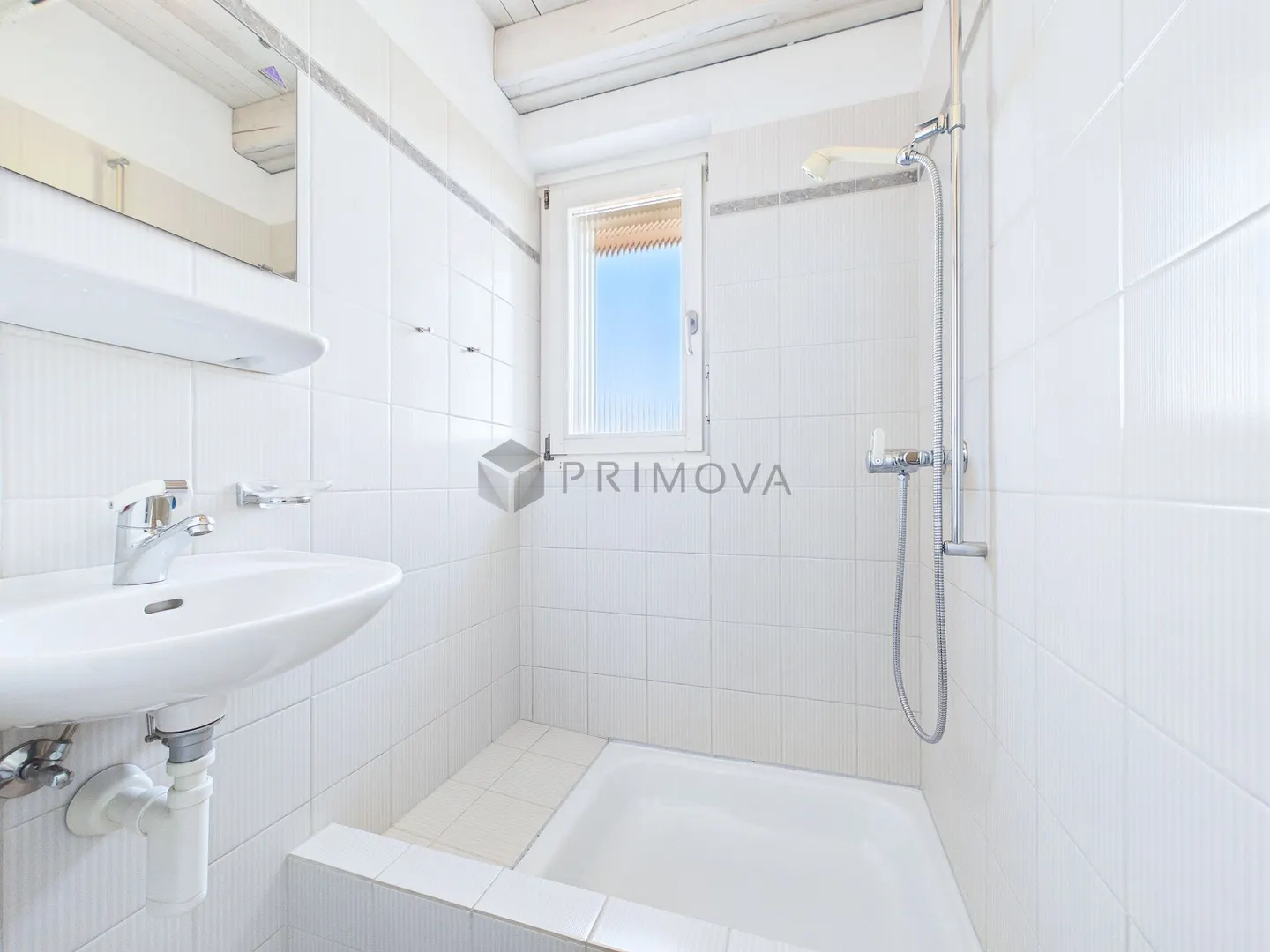 Appartamento attico di 5,5 stanze con galleria e loggia - Foto 6 di 8
