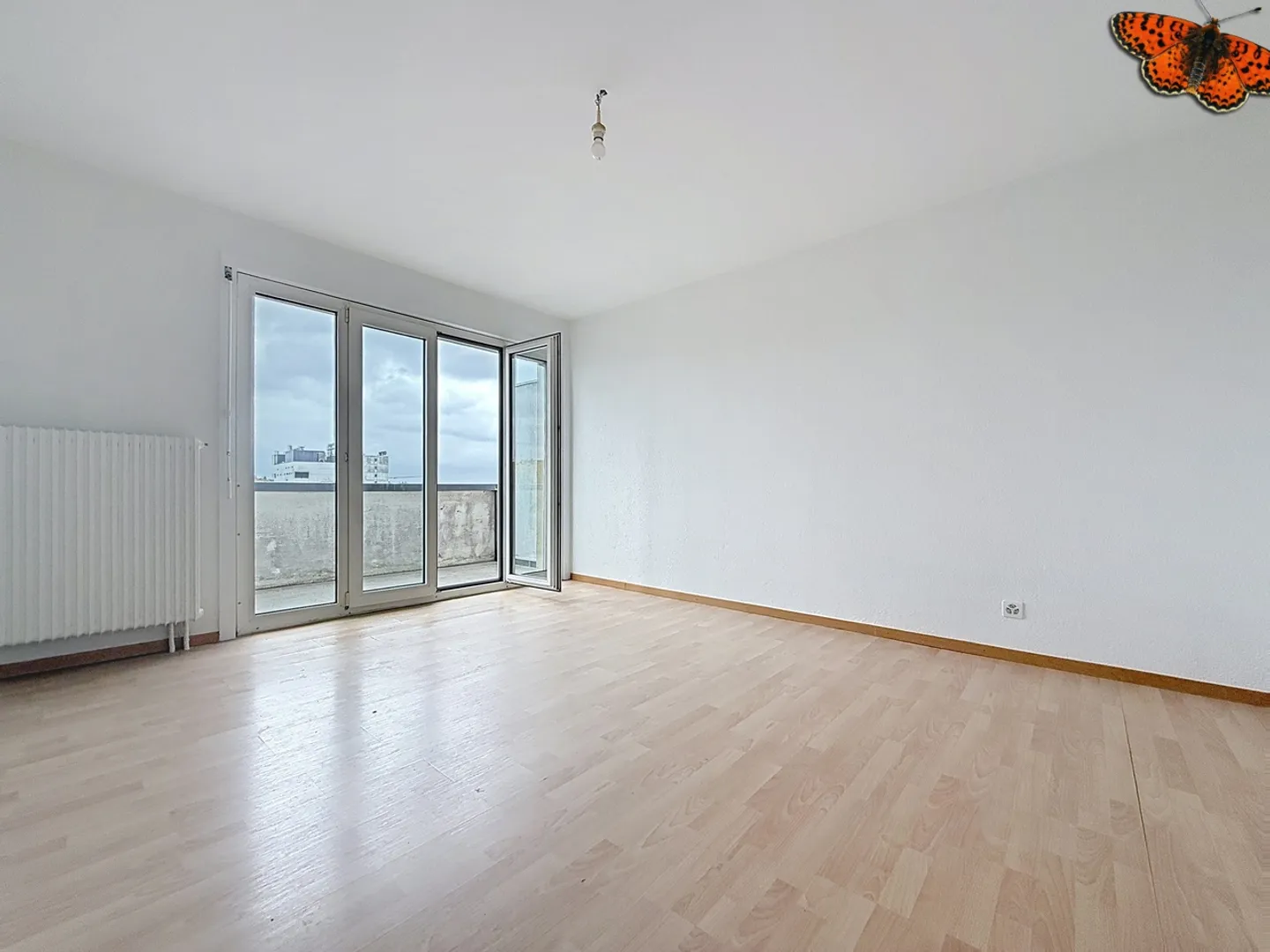 1 Zimmer - Mit einem Balkon - Foto 3 von 6