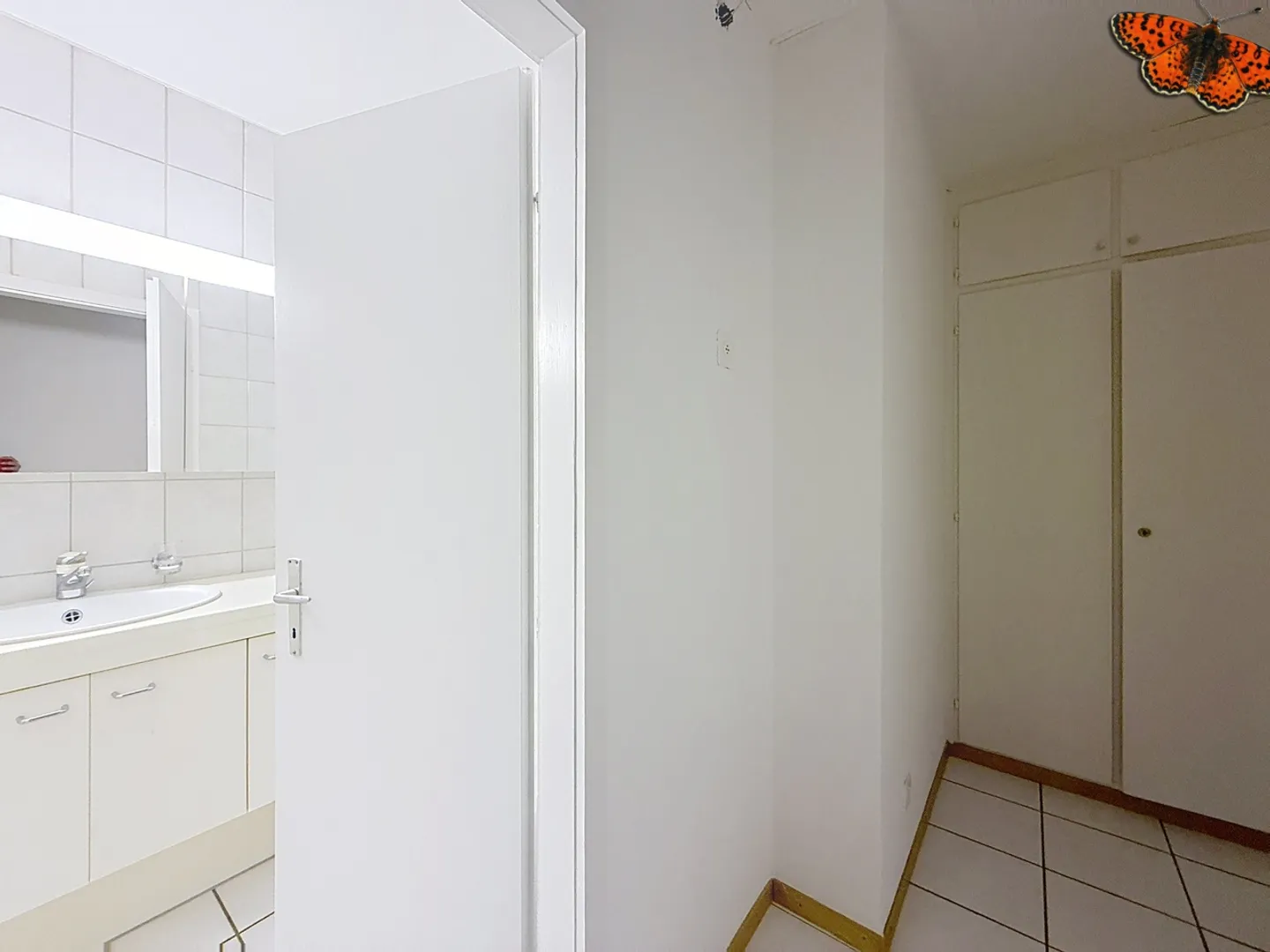 1 Zimmer - Mit einem Balkon - Foto 6 von 6