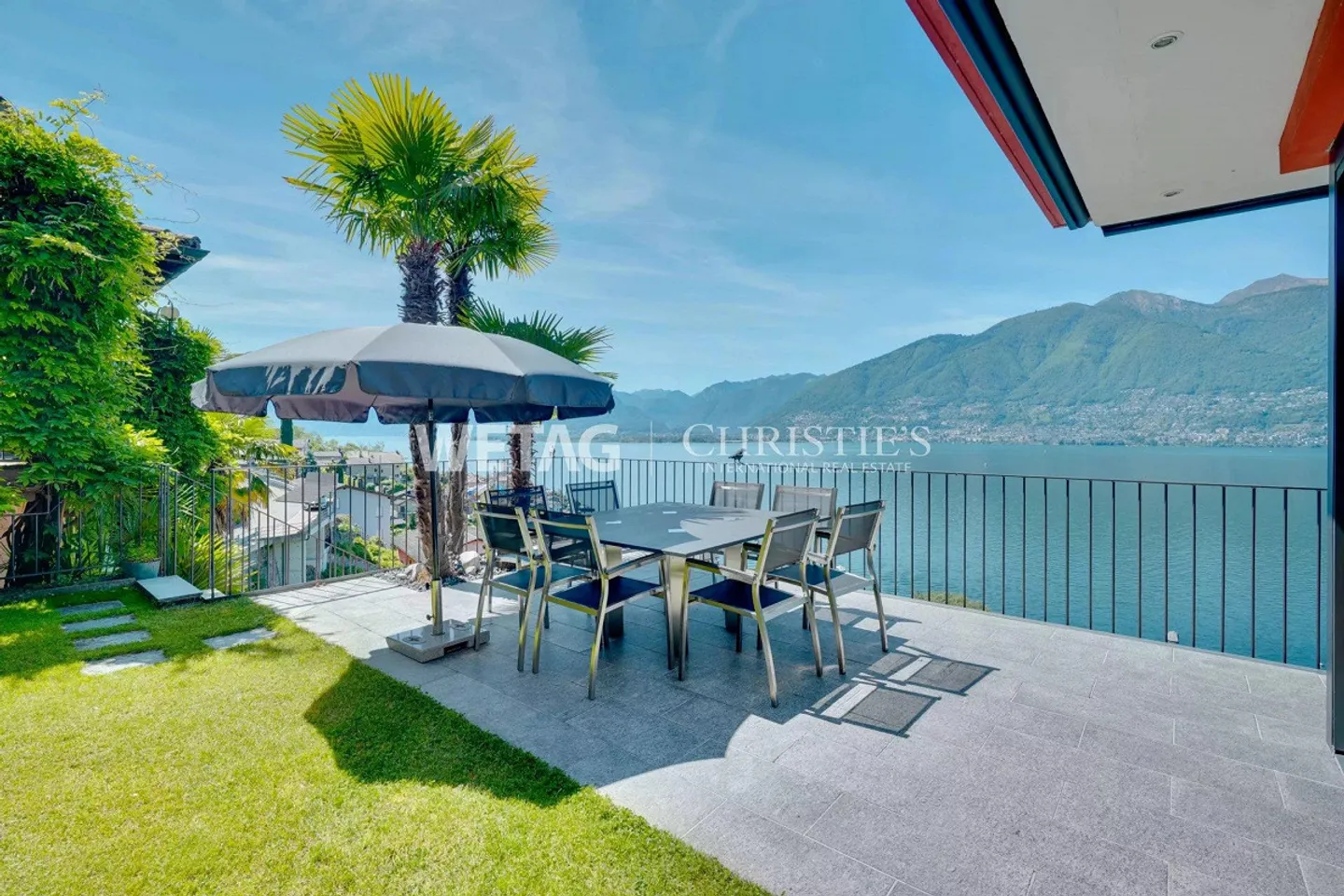 Villa moderne avec terrasses et vue spectaculaire sur le lac à Vira Gambarogno à vendre - Photo 9 sur 13