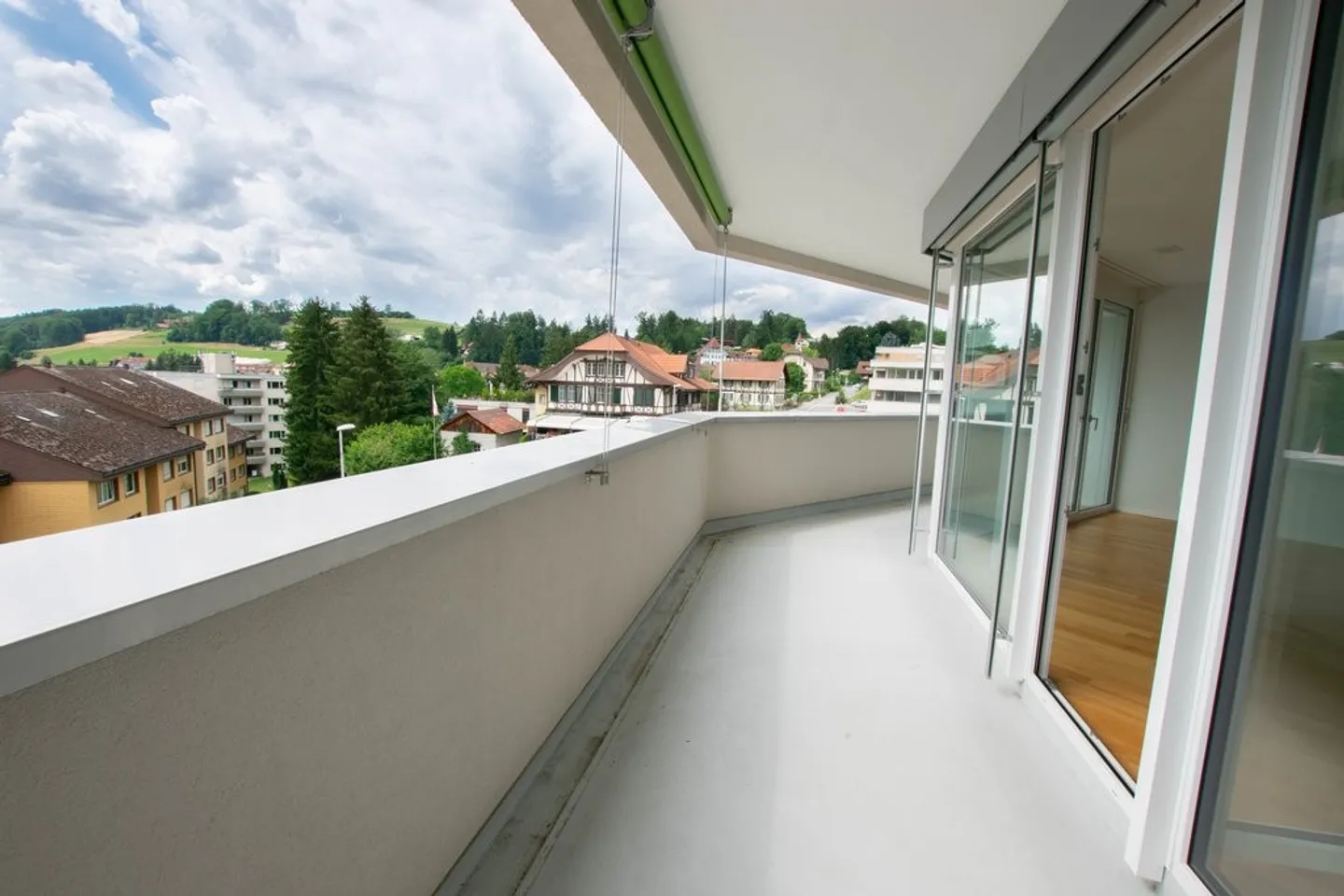 Modern 2.5-Room Apartment - Photo 6 of 10