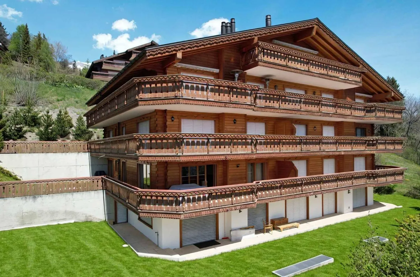 Magnifico appartamento di 4,5 stanze con giardino e bella vista - Foto 1 di 11