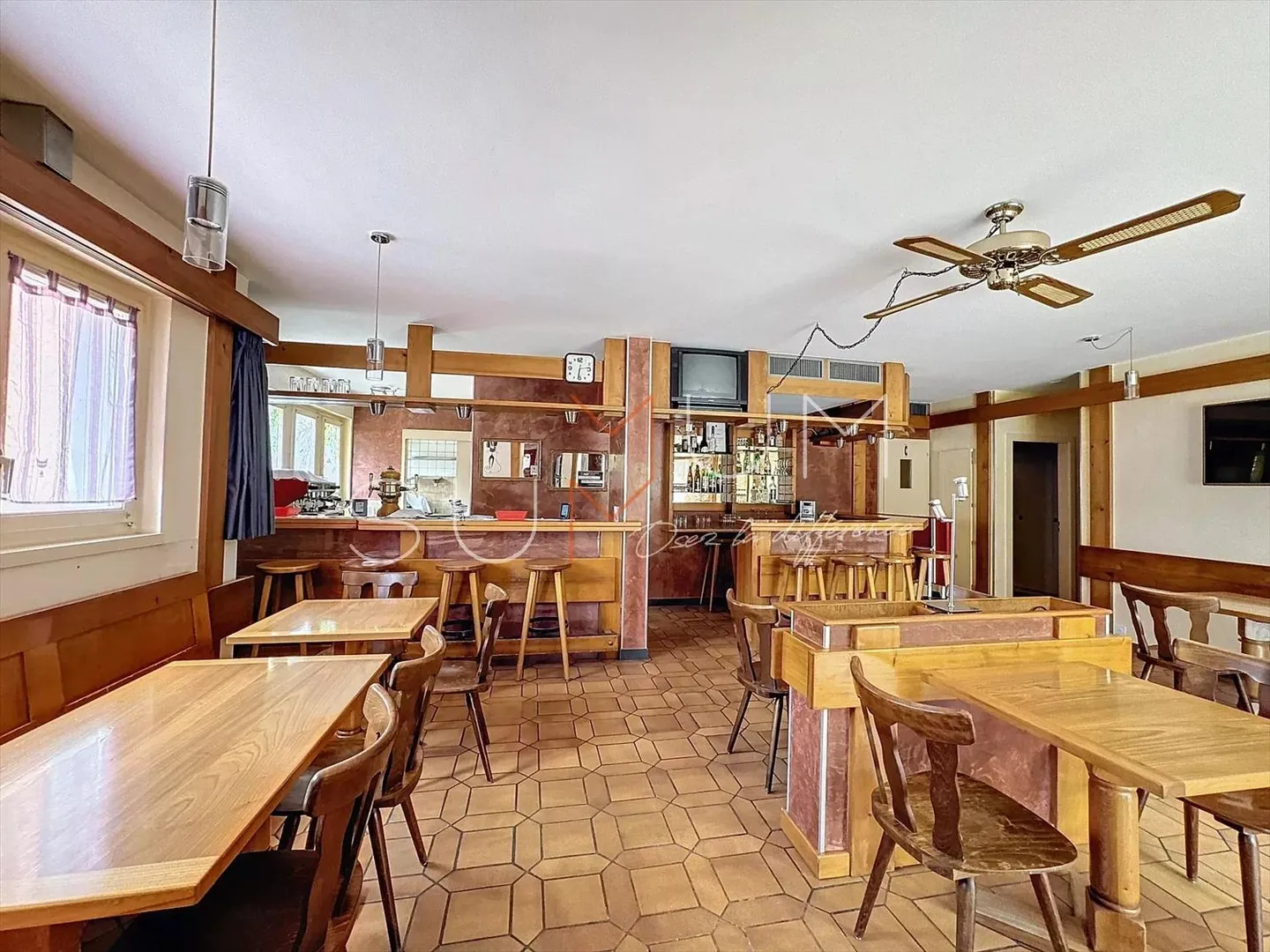 Seize the opportunity to invest in Sion - Photo 4 of 9