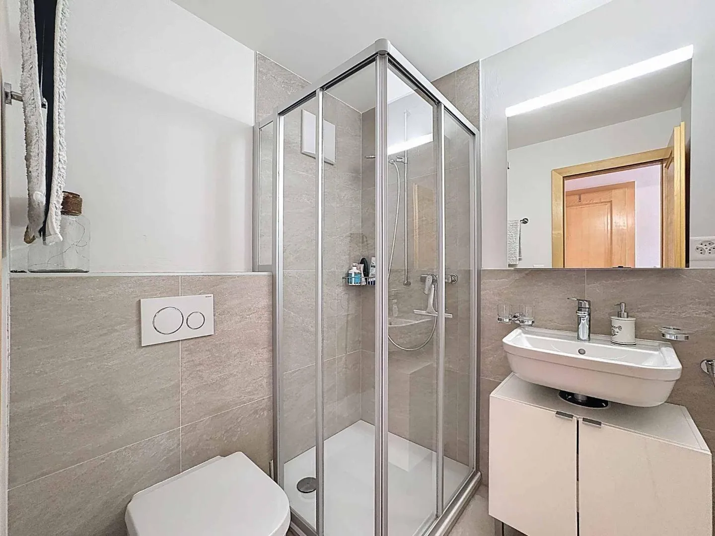 Magnifico appartamento di 4,5 stanze con giardino e bella vista - Foto 10 di 11