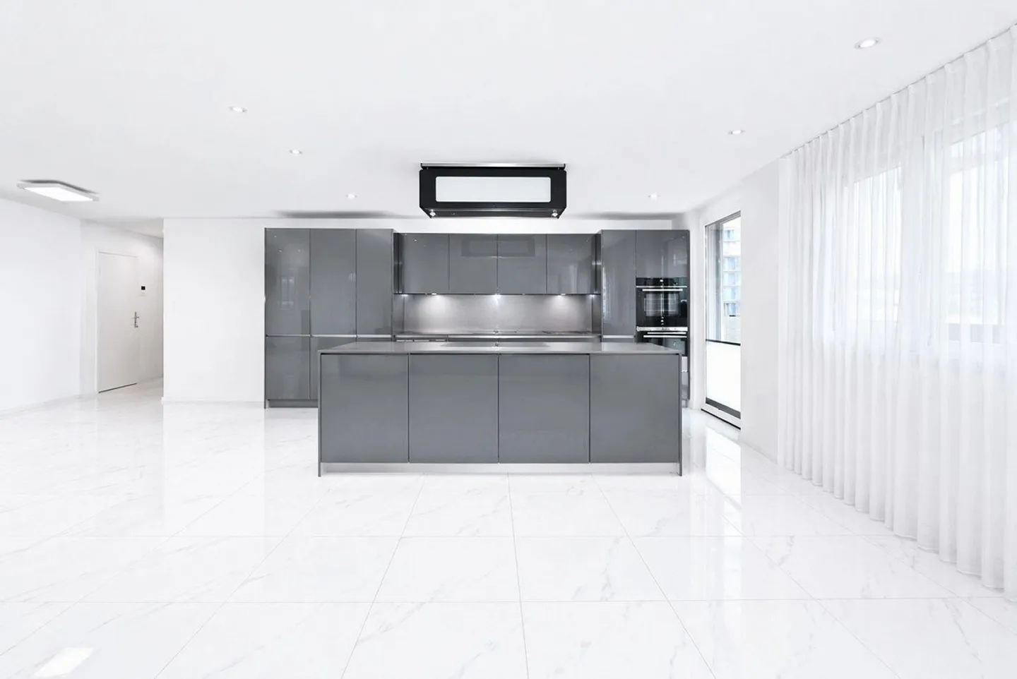 Stylish 5.5-room apartment with loggia & premium finish - Photo 2 of 16