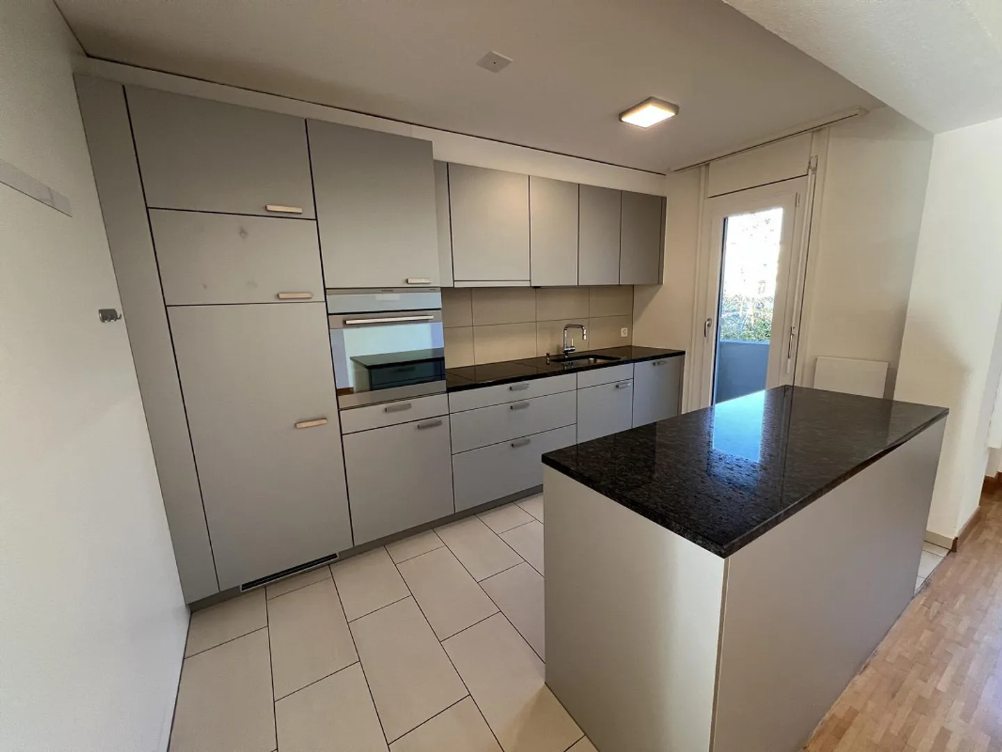 4.5 Room Apartment in a Quiet Location - Photo 2 of 13