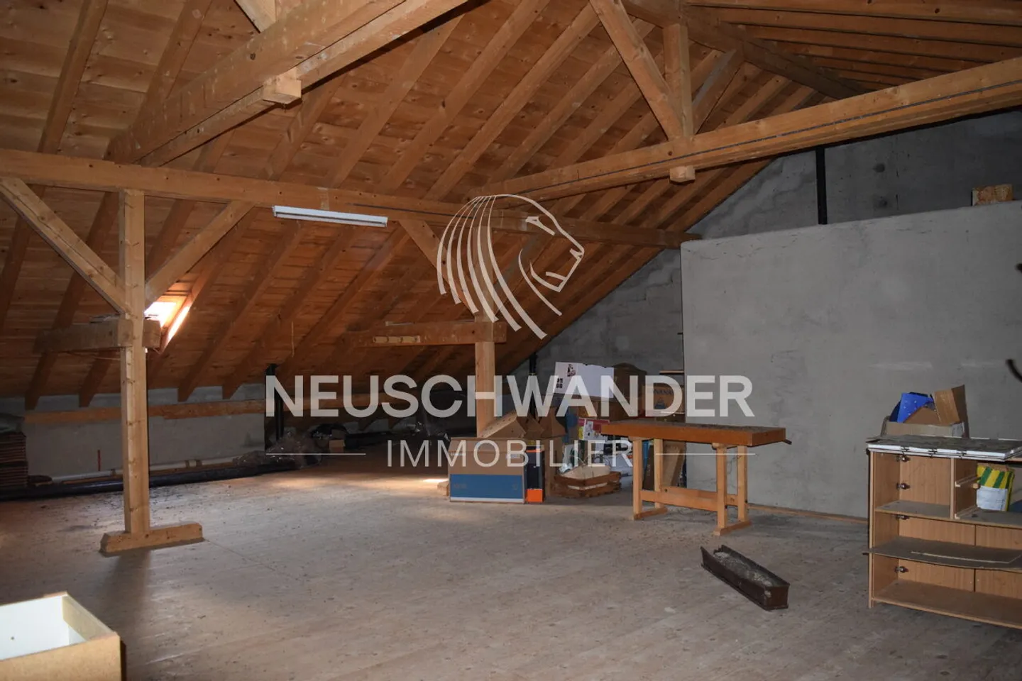 Mischgenutztes Gebäude kaufen - Foto 12 von 13