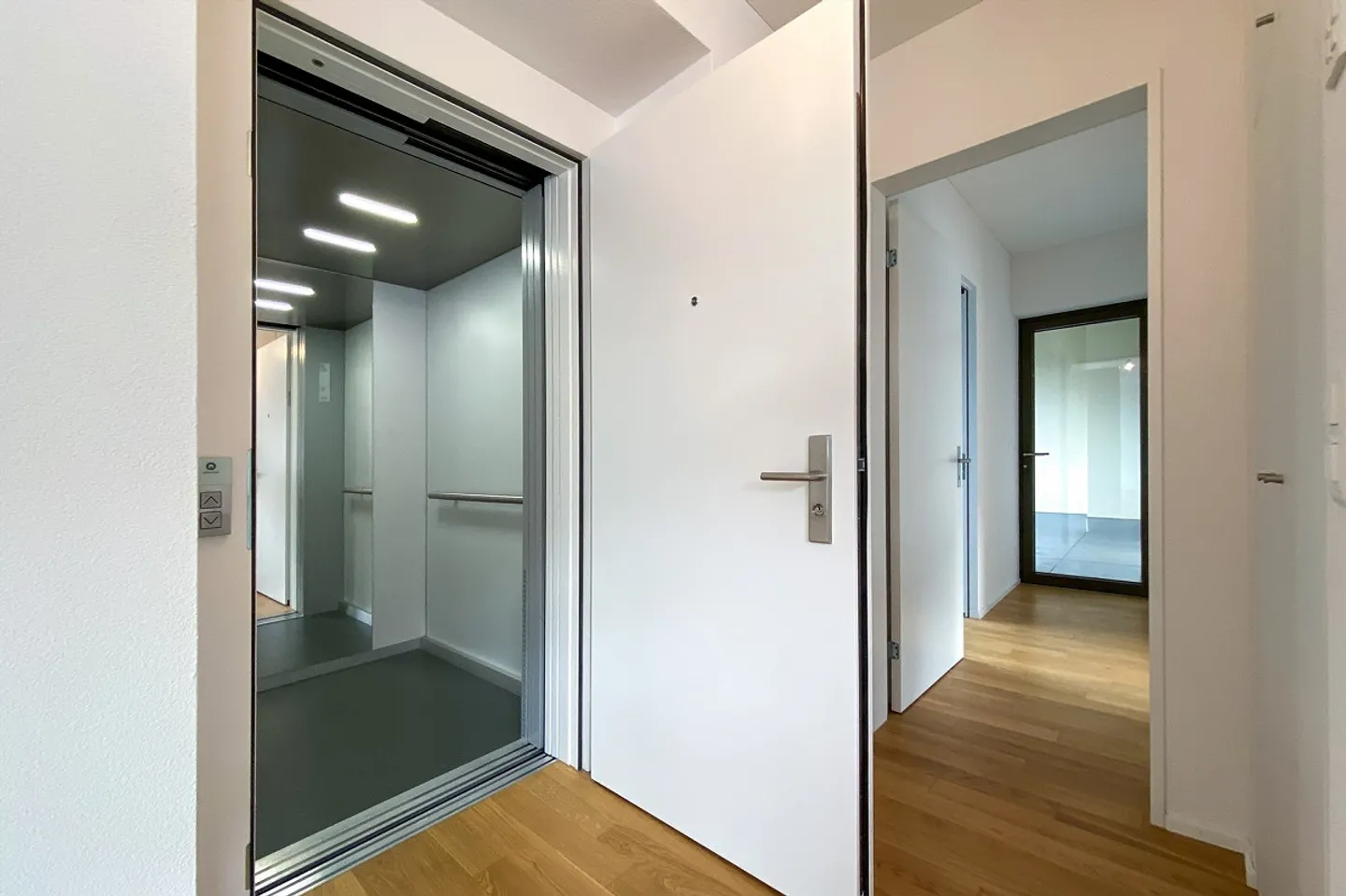 Bellissimo attico di nuova costruzione nell'area Medici - Foto 6 di 10