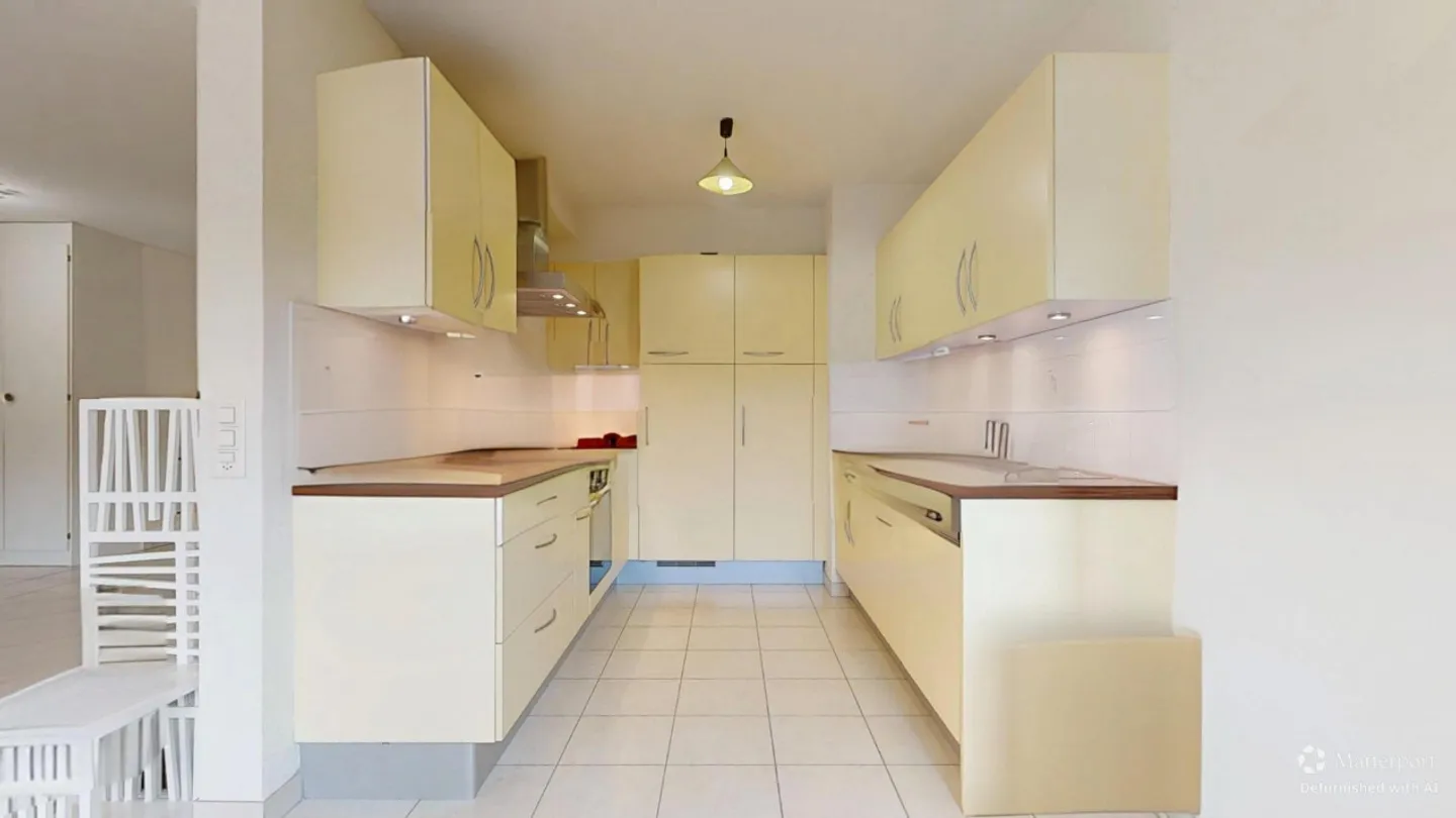 Charming 2.5-room apartment of 70m2 located in greenery and calm - Photo 4 of 7