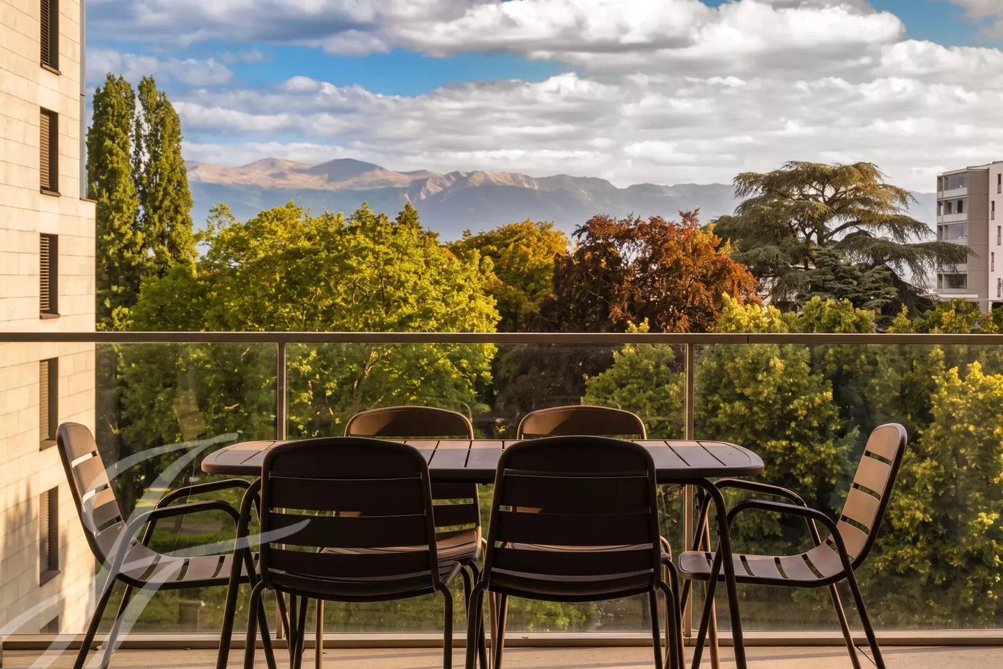 Wohnung in der oberen Etage mit unverbautem Blick - Foto 5 von 10