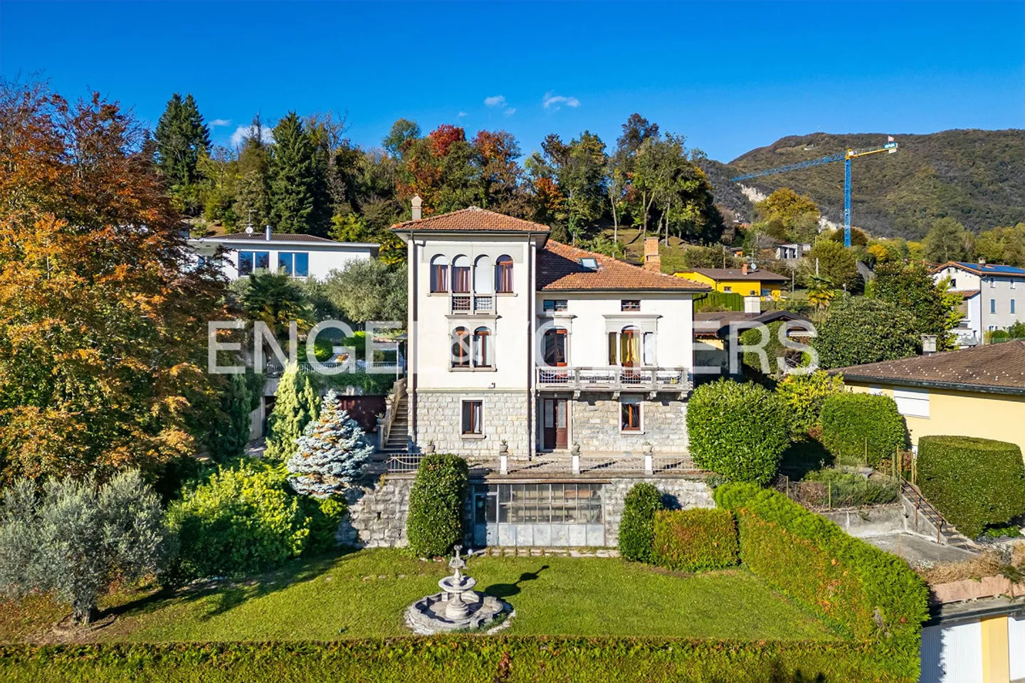 Villa raffinée du passé dans le vert du Mendrisiotto - Photo 9 sur 9