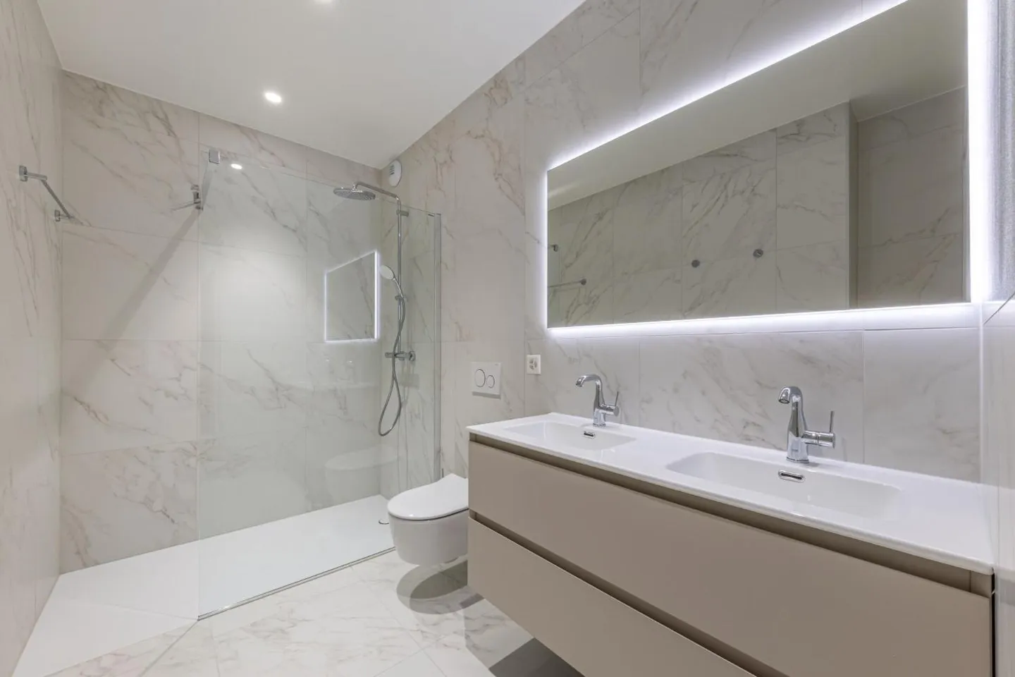 Luxury Apartment in Vandoeuvres - Photo 5 of 5