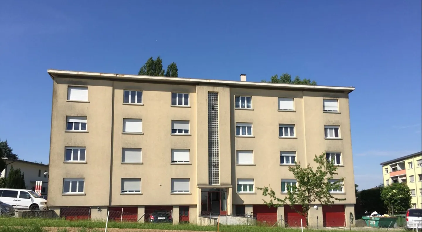 3.5-room apartment with 2 balconies in a quiet location in Courtaman for rent! - Photo 2 of 12