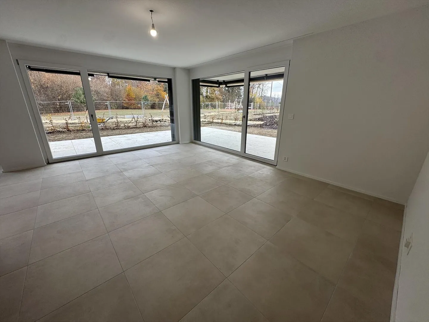 05659 - Appart. 4œ PCES - IMP. CHAMP-RIOND 20 - MATRAN - Foto 10 von 11