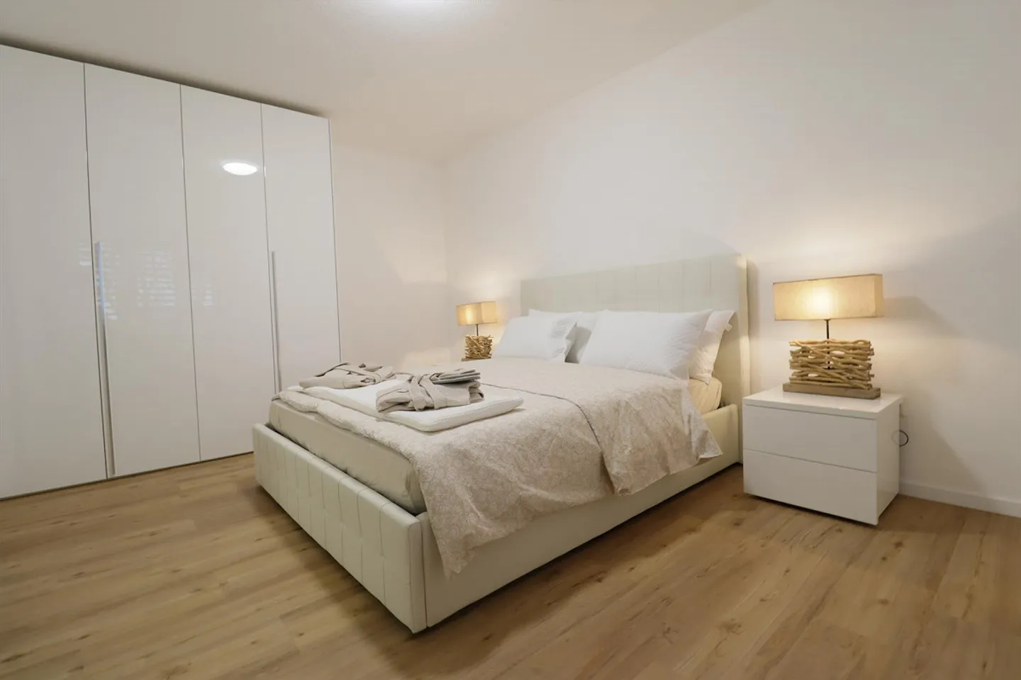 Furnished apartment in the city of Zug - Photo 1 of 5