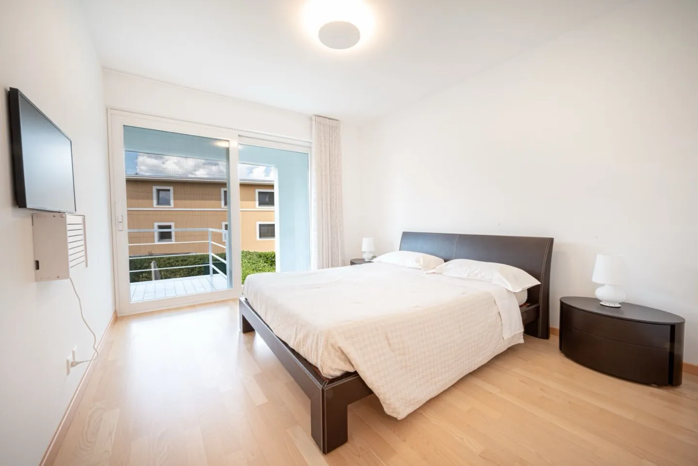 Elegante appartamento maisonette con doppio giardino a Montagnola - Foto 13 di 18