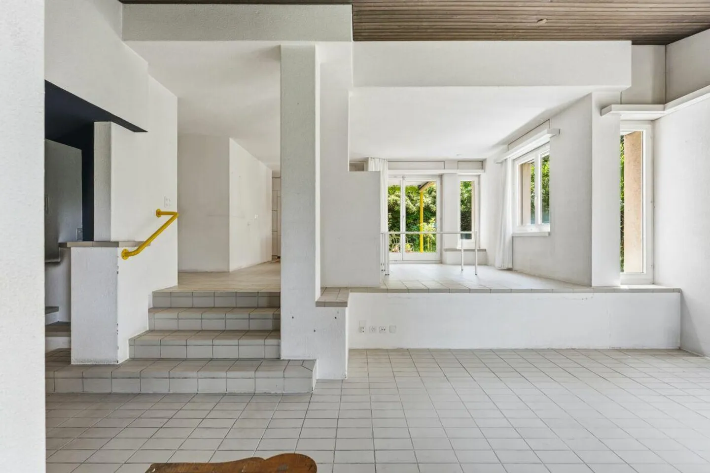 Ampia casa unifamiliare con studio in una posizione molto tranquilla - Foto 4 di 12